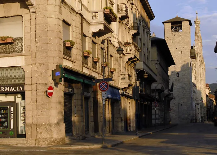 Residenza Cavour 3* Como