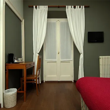 Residenza Cavour 3* Como