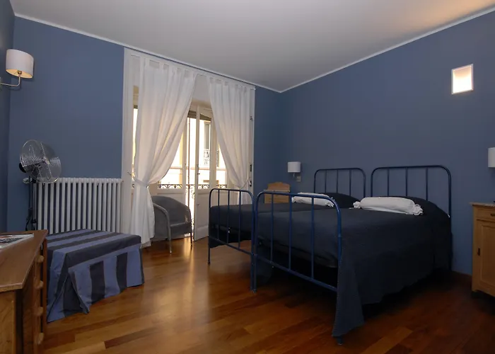 בית הארחה Residenza Cavour 3*