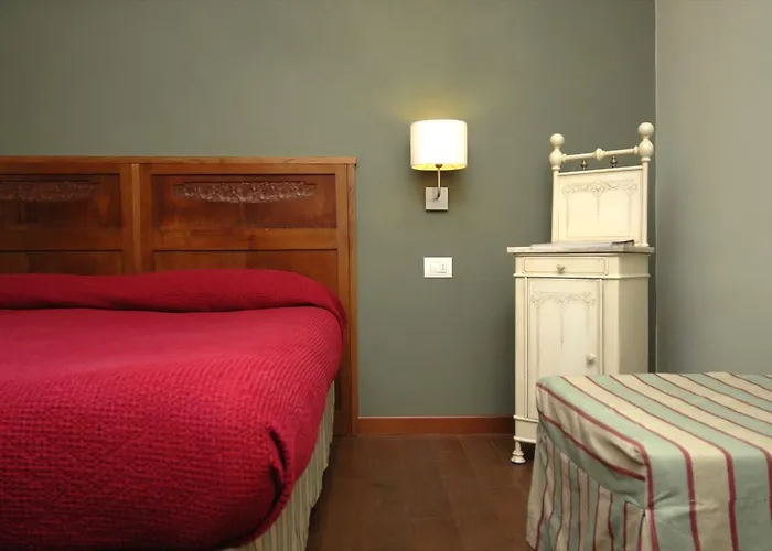 Residenza Cavour 3* קומו